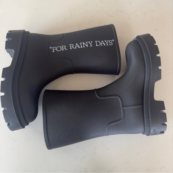 NIB Off-White Reboot Rainy Days Rain boots Size: 37EU/ 7US - Picture 2 of 7
